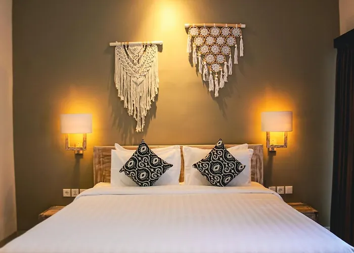 Kubu Garden & 4* Nusa Dua (Bali)