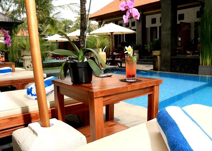Guest house Kubu Garden &